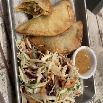 Situ Tacos - Three taco plate - Tacos Near Me - Seattle, Washington Situ Tacos - Three taco plate - Tacos Near Me - Seattle, Washington