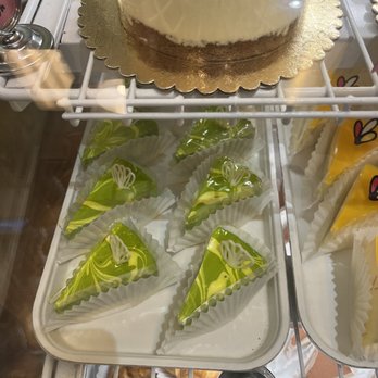 Mei Wa Bakery - Gorgeous cake - Bakeries Near Me - Kent, Washington Mei Wa Bakery - Gorgeous cake - Bakeries Near Me - Kent, Washington