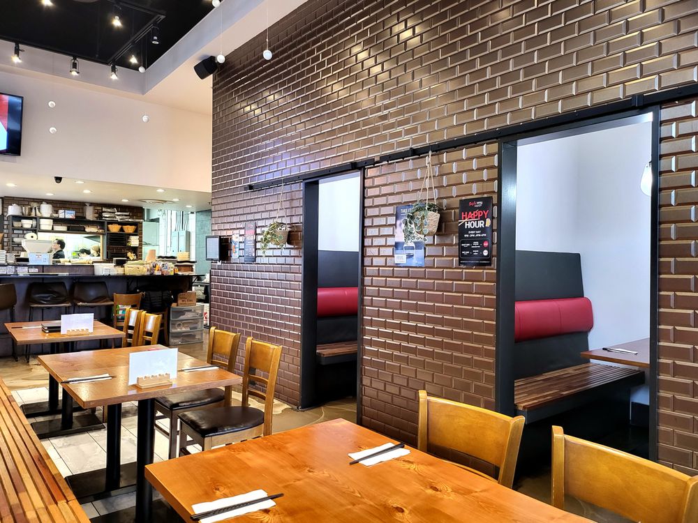 Sushiway Japanese Cuisine Logo