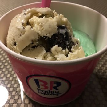 Baskin Robbins - Pistachio Almond and Cookies and Cream ice cream. - Ice Cream & Frozen Yogurt Near Me - Toronto, Ontario Baskin Robbins - Pistachio Almond and Cookies and Cream ice cream. - Ice Cream & Frozen Yogurt Near Me - Toronto, Ontario