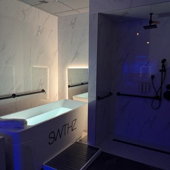 Sweathouz - Cold plunge + vitamin c shower - Saunas Near Me - Long Beach, California