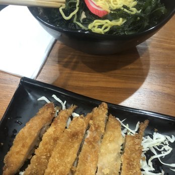 Daiichi Ramen - Mini wakame ramen with fish cake and chicken katsu. - Ramen Near Me - Honolulu, Hawaii Daiichi Ramen - Mini wakame ramen with fish cake and chicken katsu. - Ramen Near Me - Honolulu, Hawaii