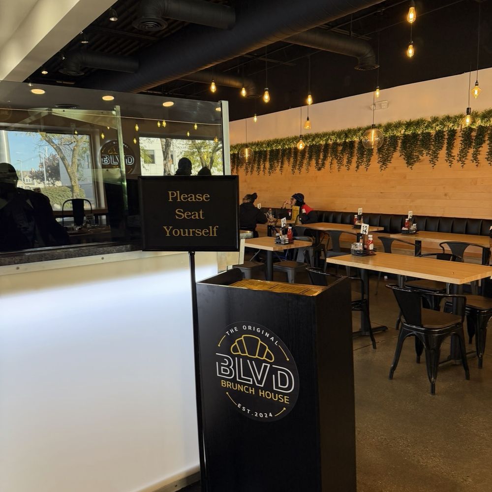 BLVD Brunch House - Halal Near Me - Detroit, Michigan