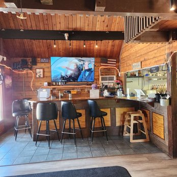 Roadrunner Grill - Tacos Near Me - Shasta Lake, California