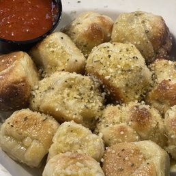 Garlic knots Garlic knots
