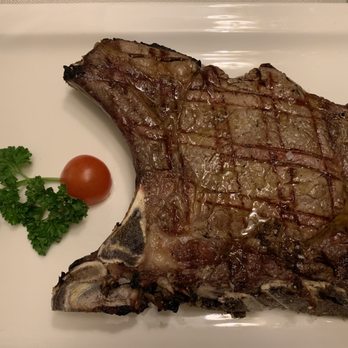 La Grotta Guelfa - Florentine steak - Tuscan Near Me - Florence, FI La Grotta Guelfa - Florentine steak - Tuscan Near Me - Florence, FI