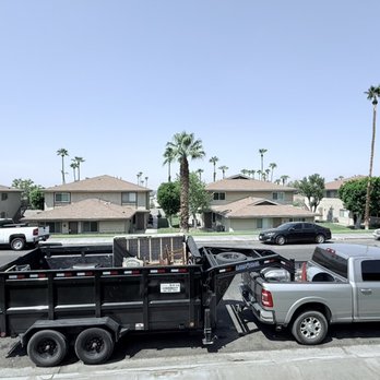 Small Hauls Junk Removal - I love the hot summer days! View of a humid hazy sky in Palm Desert - Junk Removal & Hauling Near Me - Indian Wells, California Small Hauls Junk Removal - I love the hot summer days! View of a humid hazy sky in Palm Desert - Junk Removal & Hauling Near Me - Indian Wells, California
