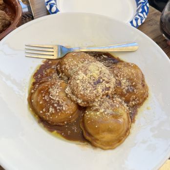 In Contrada Vineyard and Kitchen - Wine Tasting Room Near Me - San Antonio, Texas