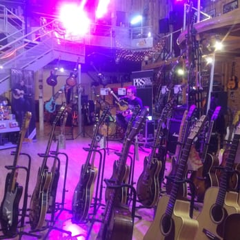 Valley & Blues - Musical Instruments & Teachers Near Me - Toulouse, 31