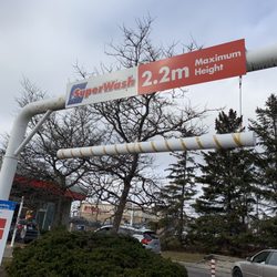 Petro-Canada - Petro-Canada & Car Wash - maximum height of any vehicle using the car wash