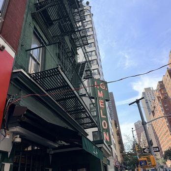 J.G. Melon - Outside - American Near Me - New York, New York
