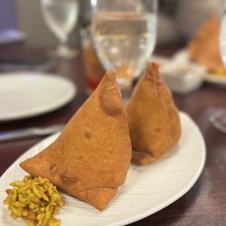 Gymkhana Cuisine Of India - VEGETABLE SAMOSA (2 Nos)