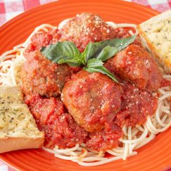 Milwaukee Classic Pizza - Spaghetti with Beef Meatballs