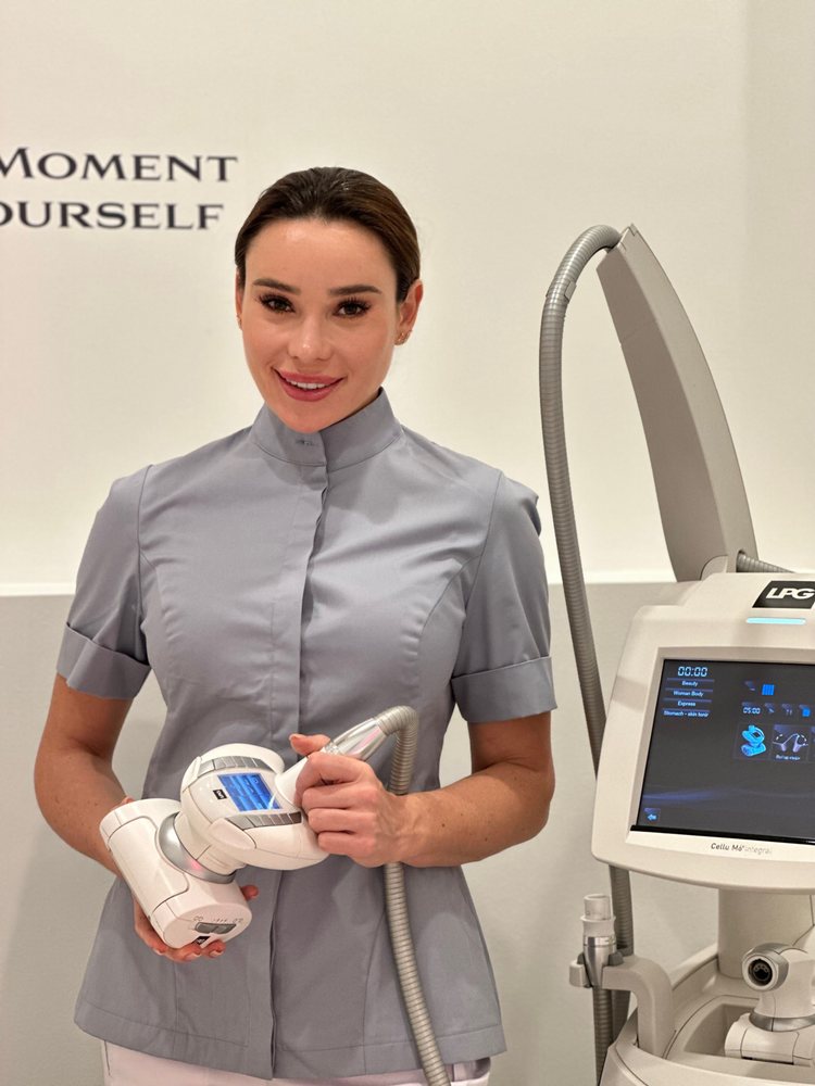 Love Your Body Endermologie & Endospheres  Logo