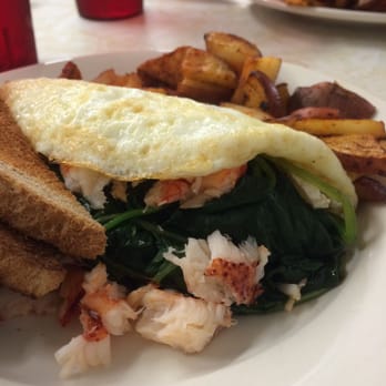 Franklin Spa - Lobster omelette - Breakfast & Brunch Near Me - Newport, Rhode Island Franklin Spa - Lobster omelette - Breakfast & Brunch Near Me - Newport, Rhode Island