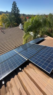 Solar Cleaning - Some solar cleaning jobs we have concluded. Solar Cleaning - Some solar cleaning jobs we have concluded.