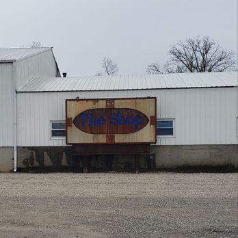 The Shop Bar - Hidden behind cement trucks...lots of ironically unpaved parking. - Bars Near Me - Brandenburg, Kentucky The Shop Bar - Hidden behind cement trucks...lots of ironically unpaved parking. - Bars Near Me - Brandenburg, Kentucky