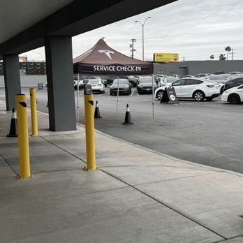 Tesla Service Center - Tesla Service NH - EV Charging Stations Near Me - North Hollywood, California Tesla Service Center - Tesla Service NH - EV Charging Stations Near Me - North Hollywood, California