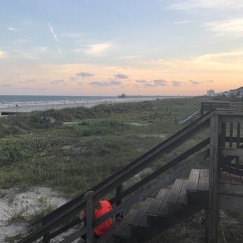 Folly Beach - I wasn't the only one enjoying the view. - Beaches Near Me Folly Beach - I wasn't the only one enjoying the view. - Beaches Near Me
