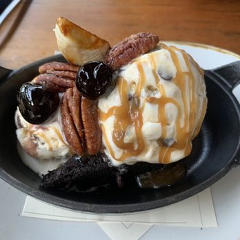 FlintCreek Cattle - Banana split - New American Near Me - Seattle, Washington FlintCreek Cattle - Banana split - New American Near Me - Seattle, Washington