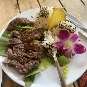 Barefoot Beach Cafe - Breakfast & Brunch Near Me - Honolulu, Hawaii
