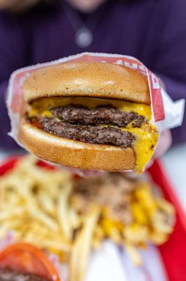 In-N-Out Burger by null