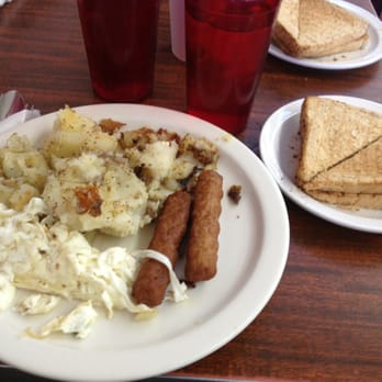 Bobo's Restaurant - Meal 1 - Breakfast & Brunch Near Me - Tucson, Arizona