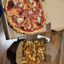Hornets Nest & Poutine Hornets Nest & Poutine
