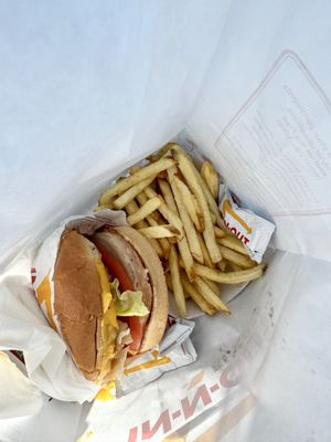 In-N-Out Burger by null