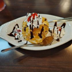 Peppers Mexican Grill Bar - Fried ice cream