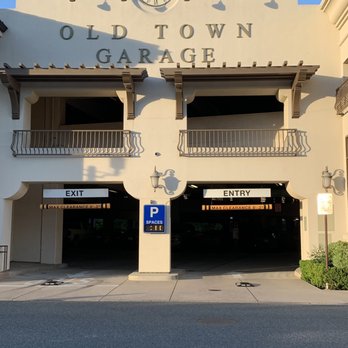 1909 - If the Street Parking is full head on over to the Old Town Garage for Free Parking 2 Blocks away @ 1909 in Temecula - Bars Near Me - Temecula, California