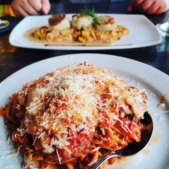Hoofs Restaurant - Chicken parm - Italian Near Me - Pawcatuck, Connecticut