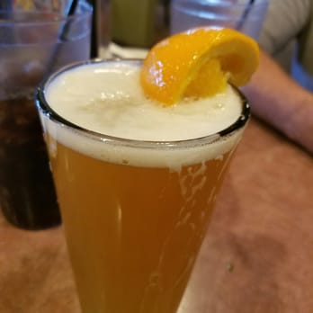 Black-Eyed Pea - Steller beer, yummy blue moon with a massive orange - American Near Me - Northglenn, Colorado