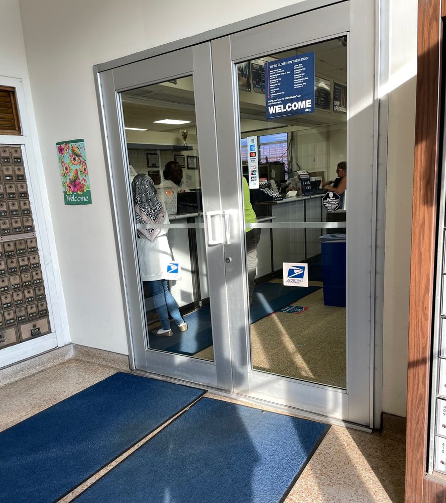 US POST OFFICE Updated October 2024 244 Highland Pkwy, Buffalo, New