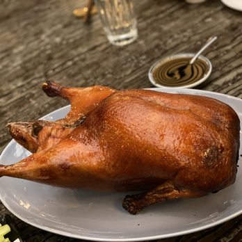 Mott 32 - Duck - Chinese Near Me - Vancouver, British Columbia