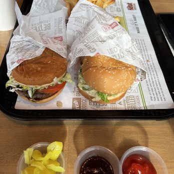 Habit Burger & Grill - Charburgwrs, fries and condiments - Salad Near Me - San Rafael, California