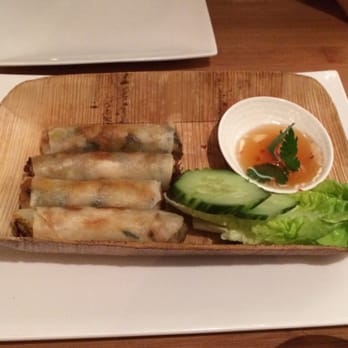 Thaïsil - Spring rolls - fresh stuffing but check out the oil! - Thai Near Me - Paris, 75