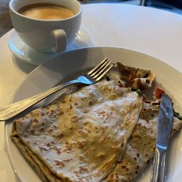 Oat milk latte and #12 crêpe