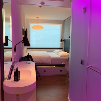 CitizenM - Hotels Near Me - Los Angeles, California