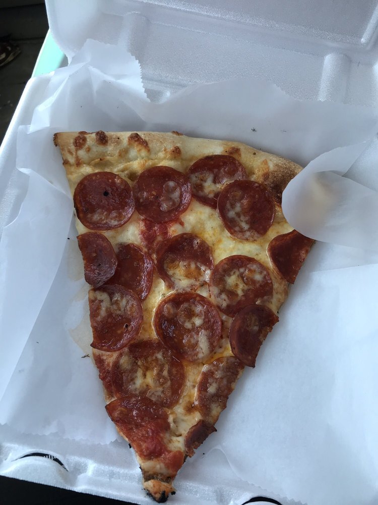 FETTA SPECIALTY PIZZA & SPIRITS 65 Photos & 145 Reviews 118 Saint Ann St, Owensboro, KY