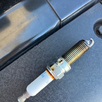 Patterson Hyundai Tyler - Spark plug 1 - Wet with oil - Auto Parts & Supplies Near Me - Tyler, Texas Patterson Hyundai Tyler - Spark plug 1 - Wet with oil - Auto Parts & Supplies Near Me - Tyler, Texas