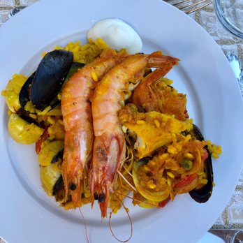 LA Paella Catering - Plated seafood paella with special sauce - Caterers Near Me - Beverly Hills, California