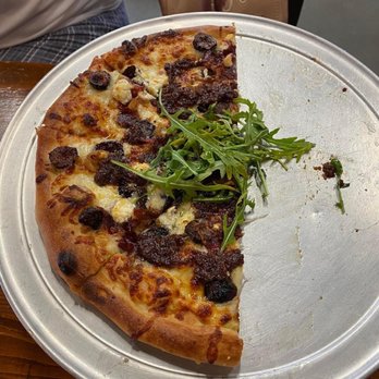Crying Eagle Brewing - Fig, prosciutto and goat cheese pizza. I would highly recommend this pizza even though I'm not a big fan of goat cheese. - Breweries Near Me - Lake Charles, Louisiana