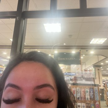 Super Brows - Threading Services Near Me - San Diego, California Super Brows - Threading Services Near Me - San Diego, California