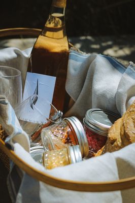 Cowhorn Vineyard & Garden by null