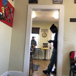 Fatheadz Barbershop - Sitting area. Place is straight up old school. Love it