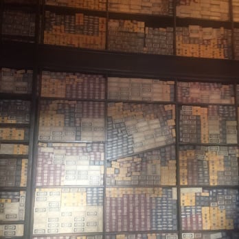 Ollivanders at Universal Studios Hollywood - Wizard Wands - Amusement Parks Near Me - Universal City, California Ollivanders at Universal Studios Hollywood - Wizard Wands - Amusement Parks Near Me - Universal City, California