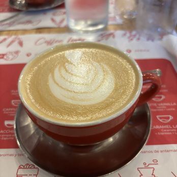 Hacienda - Lavender latte - Cafeteria Near Me - Buenos Aires, C