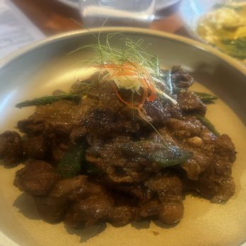 Maenam - Beef stir fry - Thai Near Me - Vancouver, British Columbia Maenam - Beef stir fry - Thai Near Me - Vancouver, British Columbia