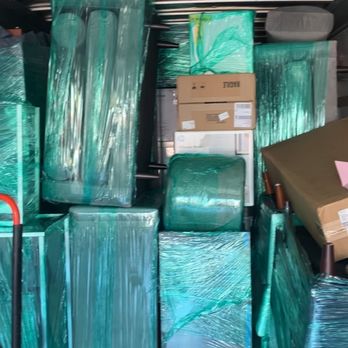 On The Go Moving - The movers wrapped everything that needs to be wrapped. - Movers Near Me On The Go Moving - The movers wrapped everything that needs to be wrapped. - Movers Near Me
